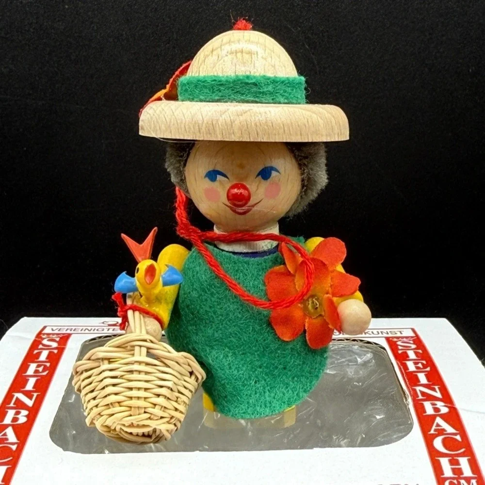 Vintage Steinbach Ornament Gardener Wooden Hand Painted Bird Flower‎ Cottage